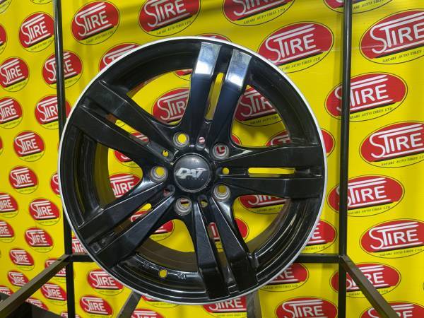 15x6.5 DAI Alloy Wheels 15x6.5 DAI Gloss Black Used Alloy Wheels - Image 1