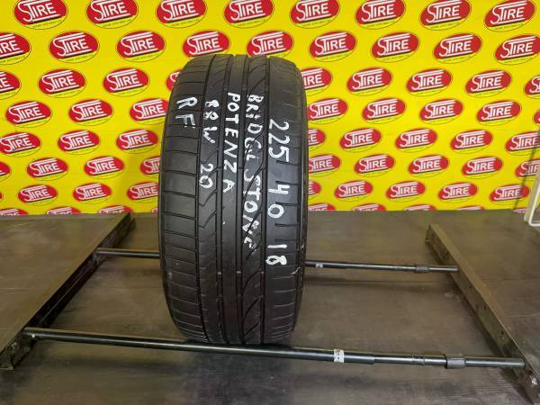 00O0O_4QlZ88ciaIW_0CI0t2_600x450 225/40R18 Bridgestone Potenza Run Flat Used Single All Season Tire - Image 1