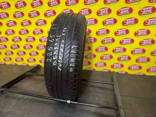 22565R17 General Evertrek RTX Used Single all Season Tire 22565R17 General Evertrek RTX Used Single all Season Tire - Image 1